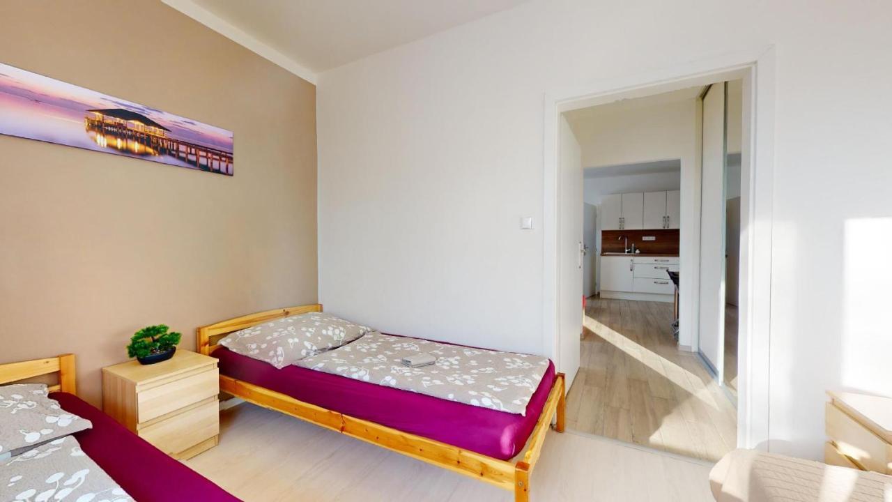 Apartman Dubova Milovice  Eksteriør billede
